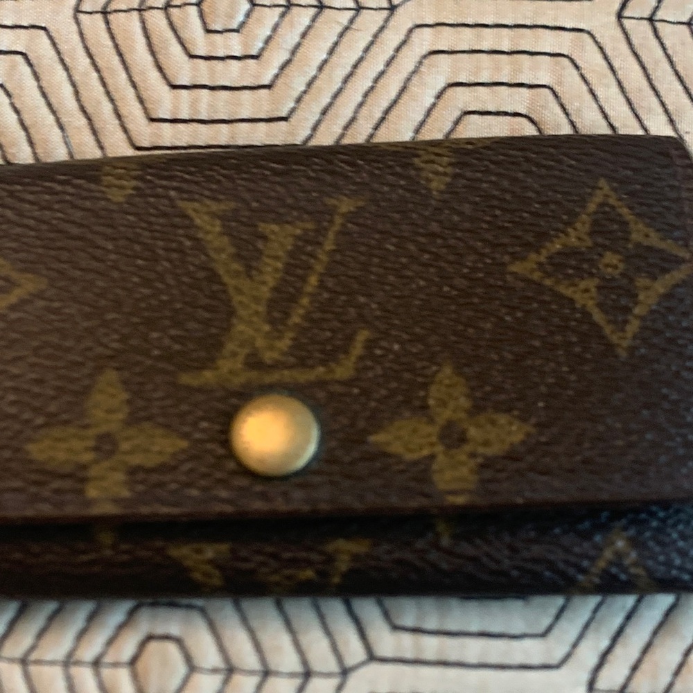 Louis Vuitton  Key Case Multiple 4 Monogram Canvas Brown PVC Men’s Scratches - Picture 9 of 9